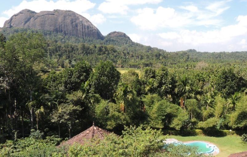 Sunbird Garden Resort Krishnagiri 外观 照片